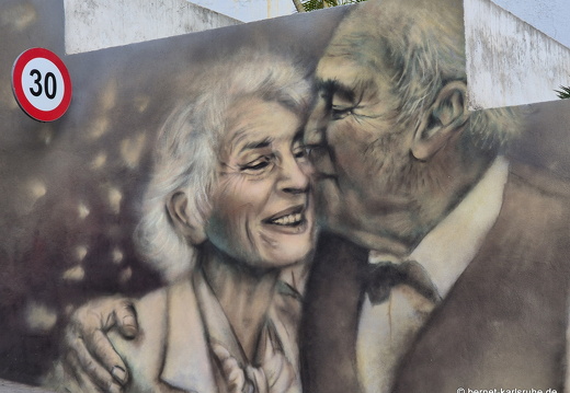 24-12-11-sc-calle el pila-hospital-wandmalerei-006