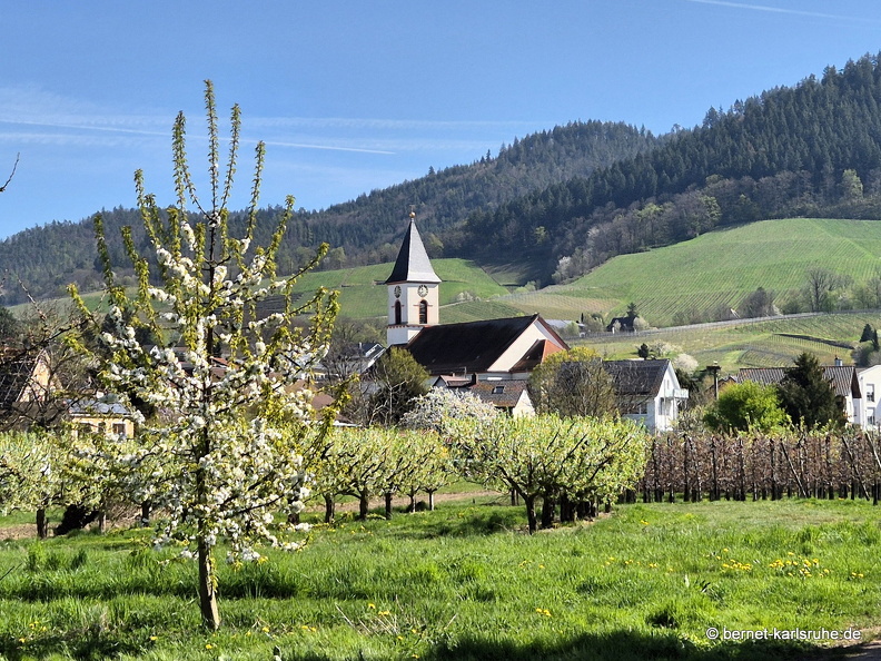 25-04-05-ortenberg-kirche-001.jpg