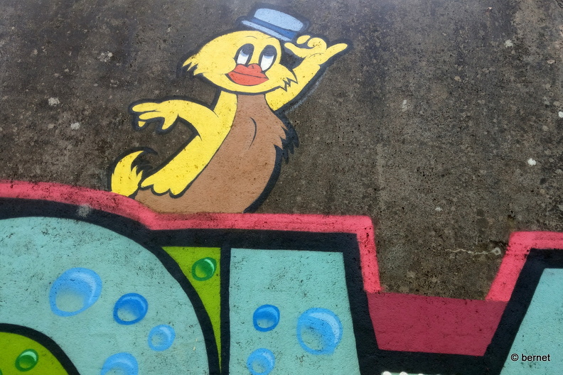 24-04-14-laubengasse-graffito-.jpg