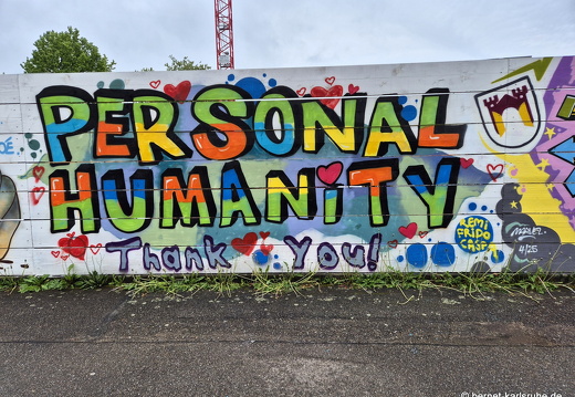 25-05-04-am waldbach-graffiti-001