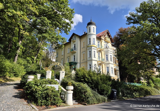 24-09-18-mb-anglicka-fassaden-006