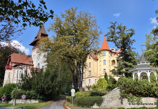 24-09-18-mb-anglicka-fassaden-011