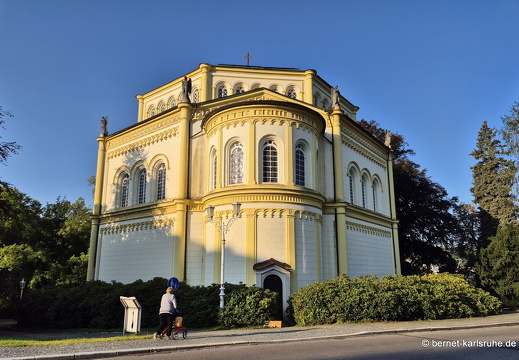 24-09-19-marienbad-karlovarska-002
