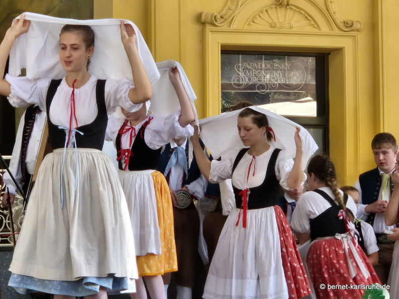 24-09-22-mb-folklore herbstfest-017.jpg