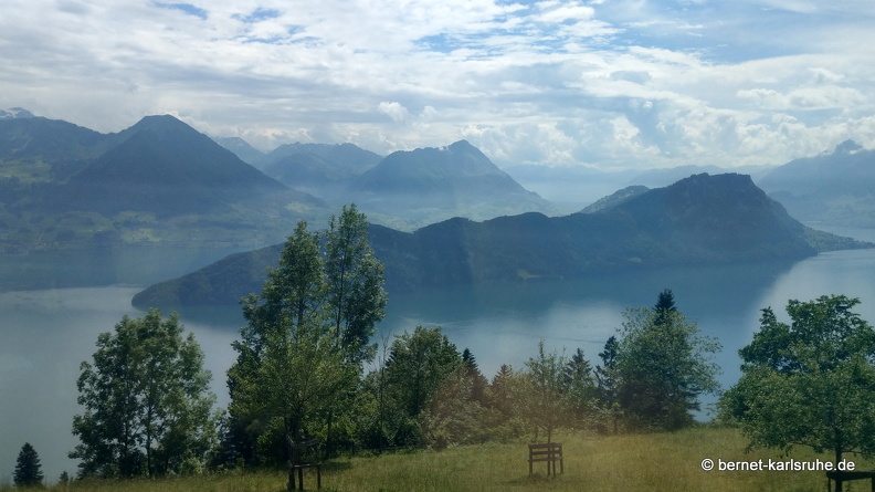 24-06-26-rigi-bergbahn-bergab-027.jpg