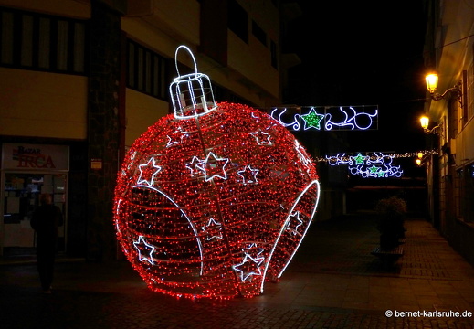 24-12-11-sc-weihnachtsbeleuchtung-calle odaly-007