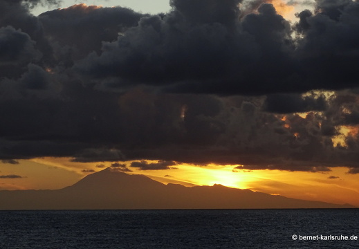 24-12-31-sc-jb-sonnenaufgang-teide-002