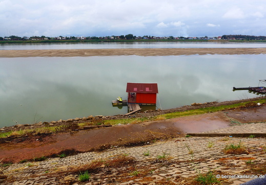 15-01-11-vientiane-regentag-180