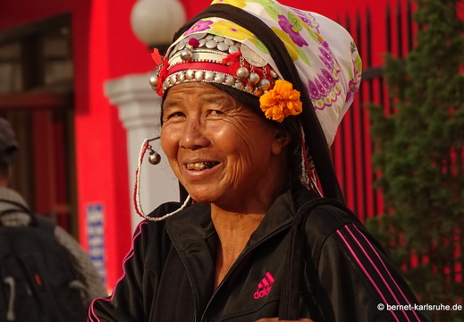 15-02-07-luangnamtha-nachtmarkt-