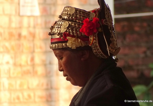 15-02-07-luangnamtha-nachtmarkt-011