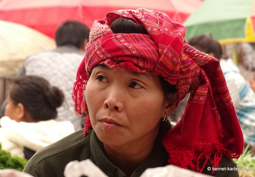15-02-08-luangnamtha-traditioneller markt-038