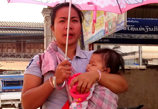 15-02-08-luangnamtha-traditioneller markt-167