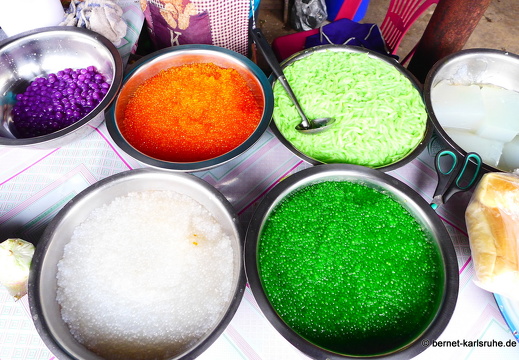 15-02-08-luangnamtha-traditioneller markt-226