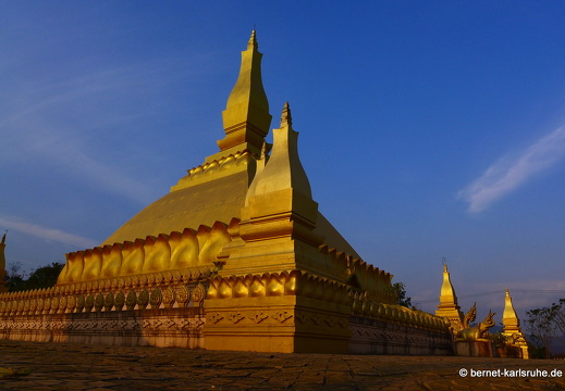 15-02-09-luangnamtha-that-101