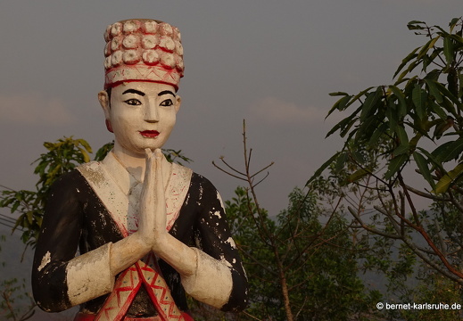 15-02-09-luangnamtha-that-134