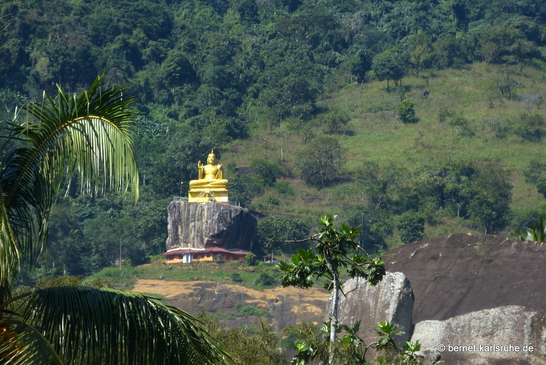 14-01-21-fahrt nach kandy-aluvihara-023.JPG