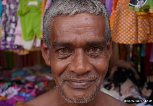 14-02-01-mahiyangana-markt-072