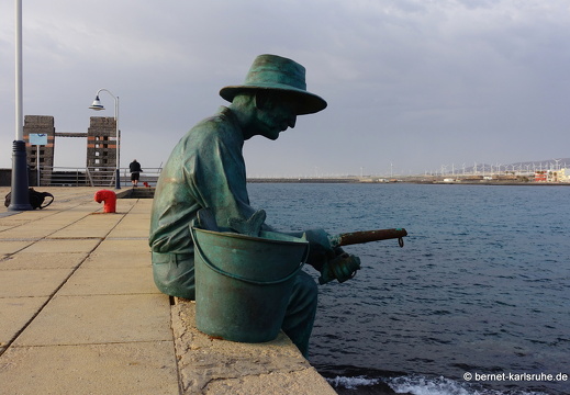 24-01-16-arinaga-skulptur-angler-008