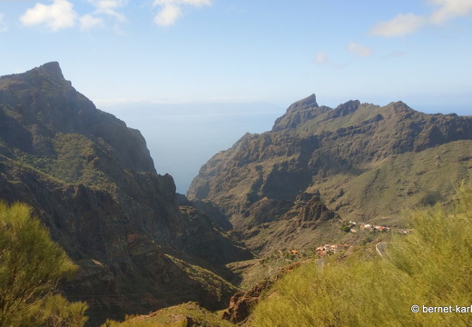 22-11-22-busfahrt von masca nach santiago del teide-019