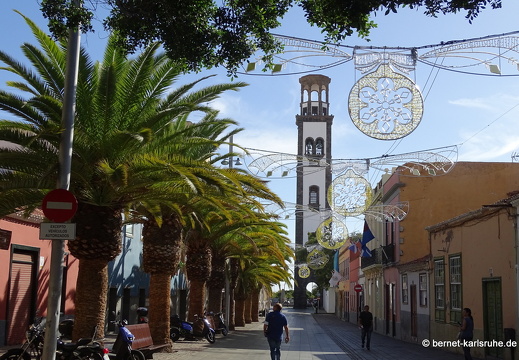 22-11-15-santa cruz-calle de castillo-weihnachtsbeleuchtung-
