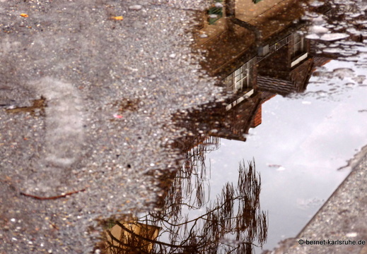 09-12-22-spiegelung-brahmsstrasse 001-18