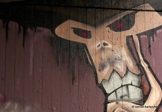 09-11-29-alb-graffiti-109