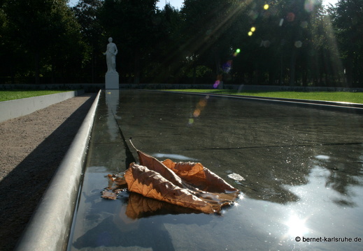 11-10-06-schlossplatz-85
