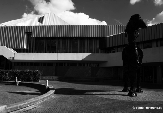 11-10-09-theater-40