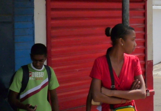 11-11-13-quatrebornes-kleidermarkt-1 - Kopie - Kopie