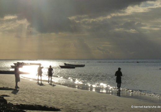 11-11-13-tamarin-strand-sonnenuntergang-9