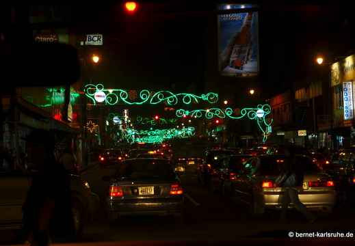 12-12-08-sanjose-weihnachtsbeleuchtung-02