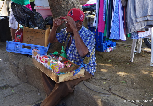 12-12-04-masaya-markt-371