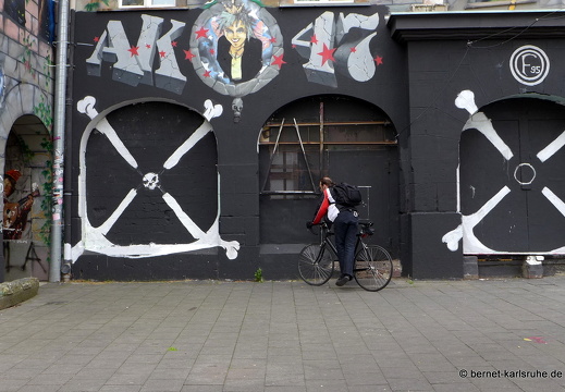 12-09-03-flingern-kiefernstrasse-graffiti-069