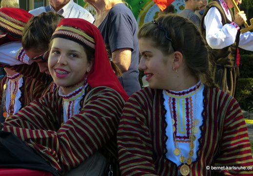 12-09-08-folkloria-zlatograd-bulgarien-118