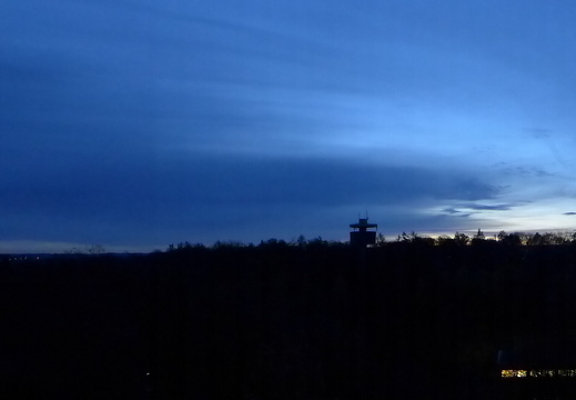 13-12-09-wasserturm-sonnenaufgang