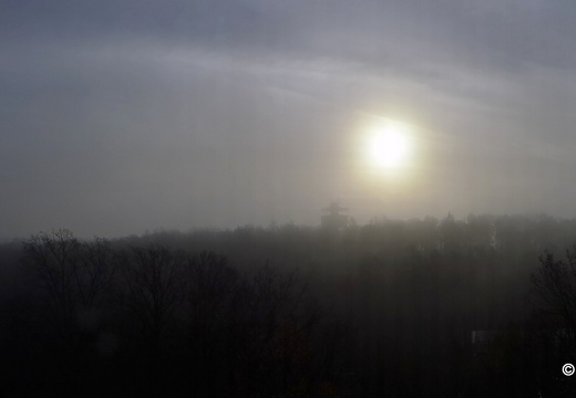 13-12-21-wasserturm-nebel-