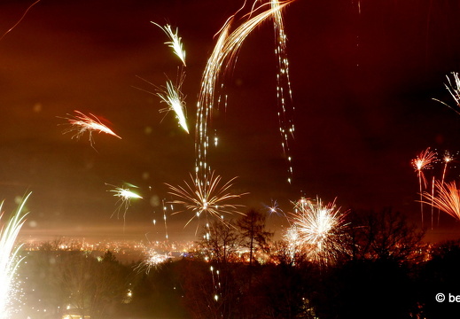 15-12-31-silvester-feuerwerk-020