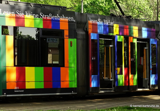 15-05-02-duesseldorf-strassenbahn-mayersche-014