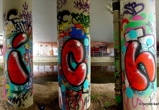 15-07-29-alb-graffiti-008 pan