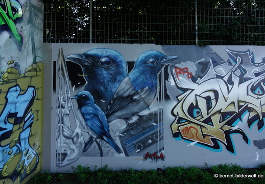 20-06-21-graffiti-haid-und neustrasse-combo-006