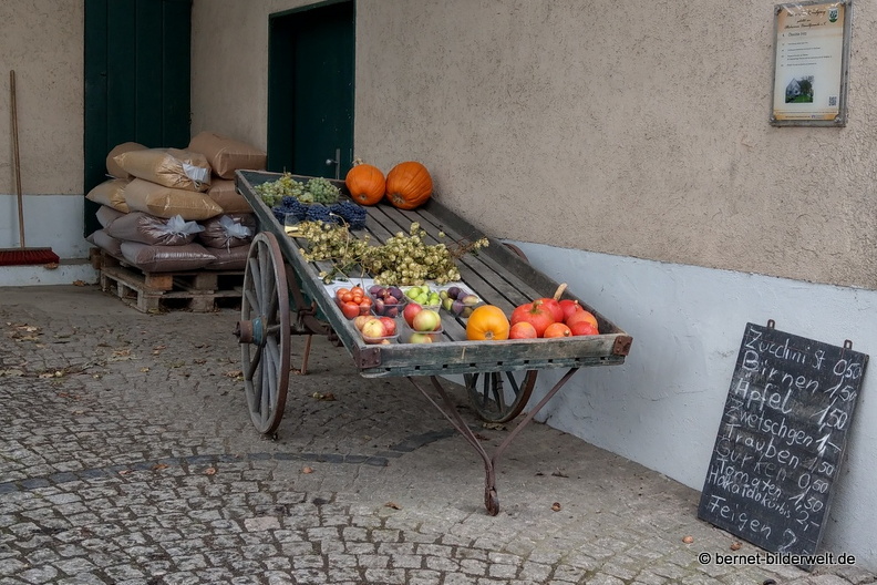 20-09-29-buehl-obststand-buehlerseite-strassenverkauf.JPG