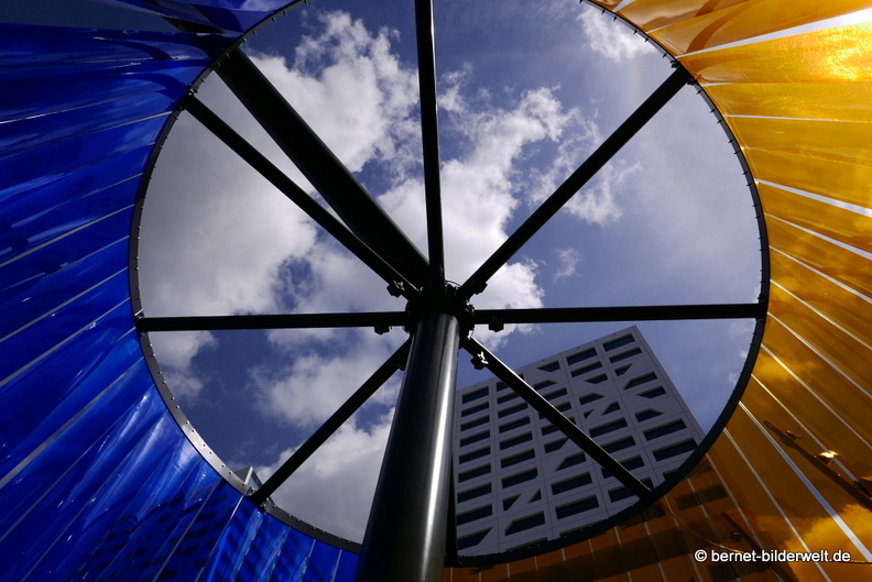 16-07-06-am centraal-polylesterkunst-108.JPG