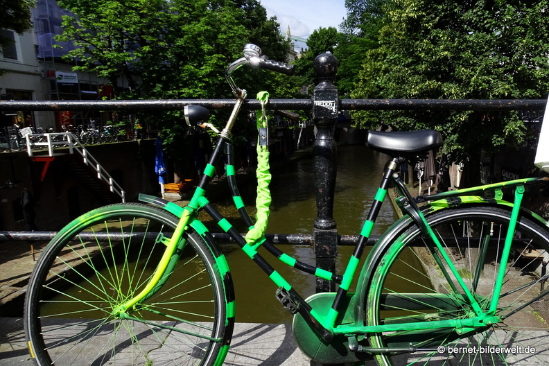 16-07-06-zentrum-oudegracht-fahrrad-gruen-.JPG