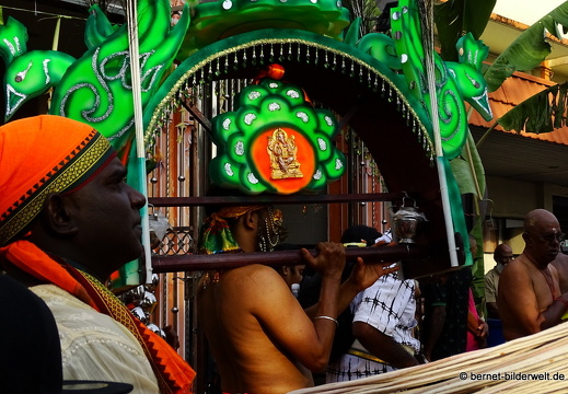 17-02-09-georgetown-thaipusam-2-070