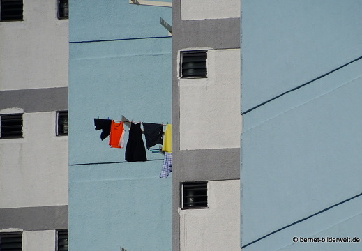 17-02-23-singapur-littleindia-waeschetrockenstangen-