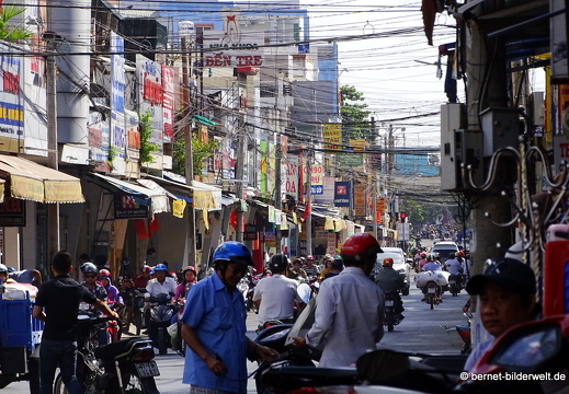 18-01-09-bentre-zentrum-strassenbild-