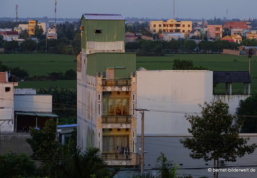 18-01-23-baclieu-hotel-newpalace-sonnenaufgang-vogelhaus-