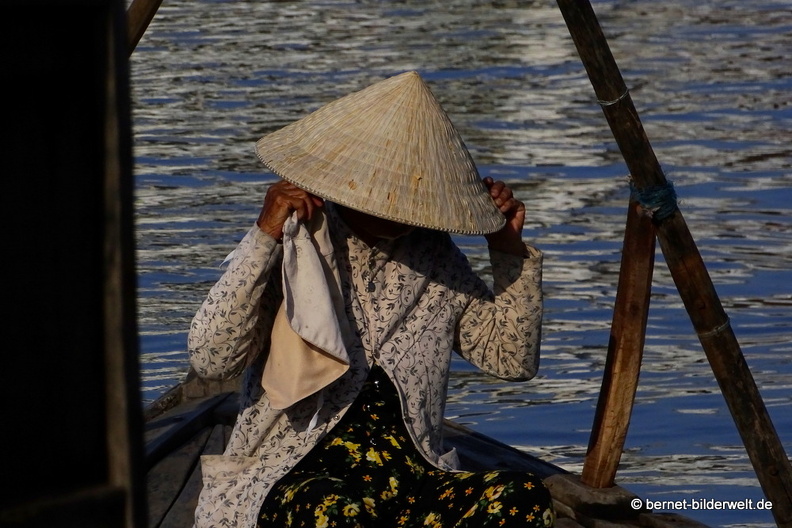 18-02-01-camau-markt am Sông Gành Hào-025.JPG