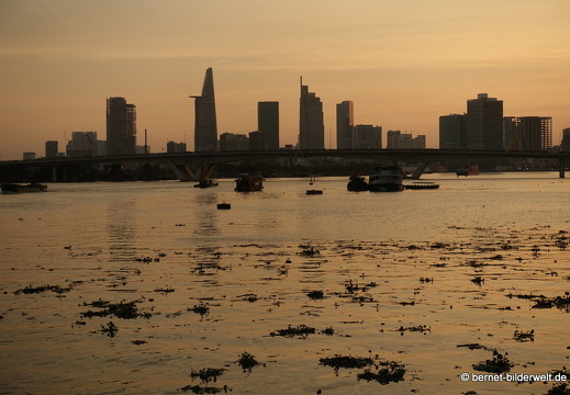 18-03-14-saigon-vinhome centralpark-140