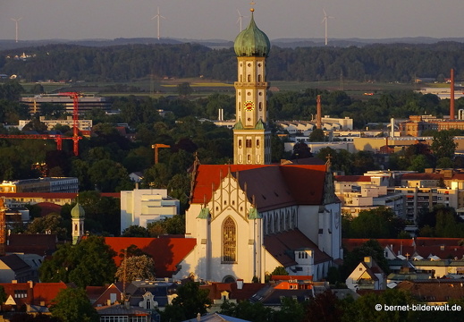 18-05-08-augsburg-hotelturm-28og-sonnenuntergang-001